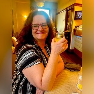 Meet your Posher, Beth